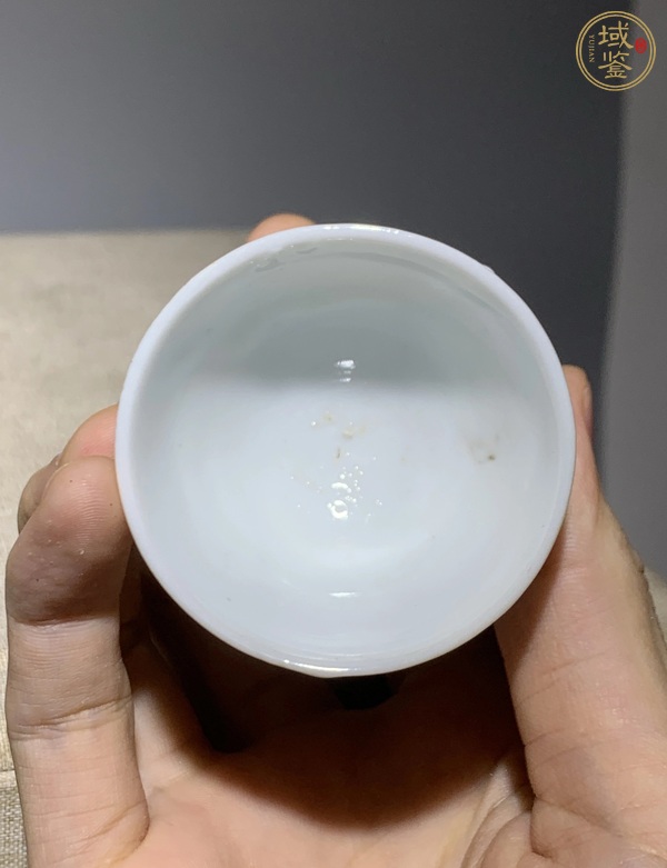 古玩陶瓷清.德化窯梅花紋高足杯真品鑒賞圖