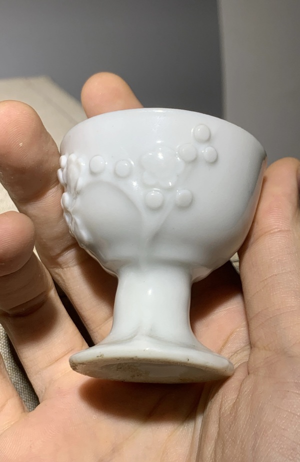 古玩陶瓷清.德化窯梅花紋高足杯拍賣，當(dāng)前價(jià)格680元