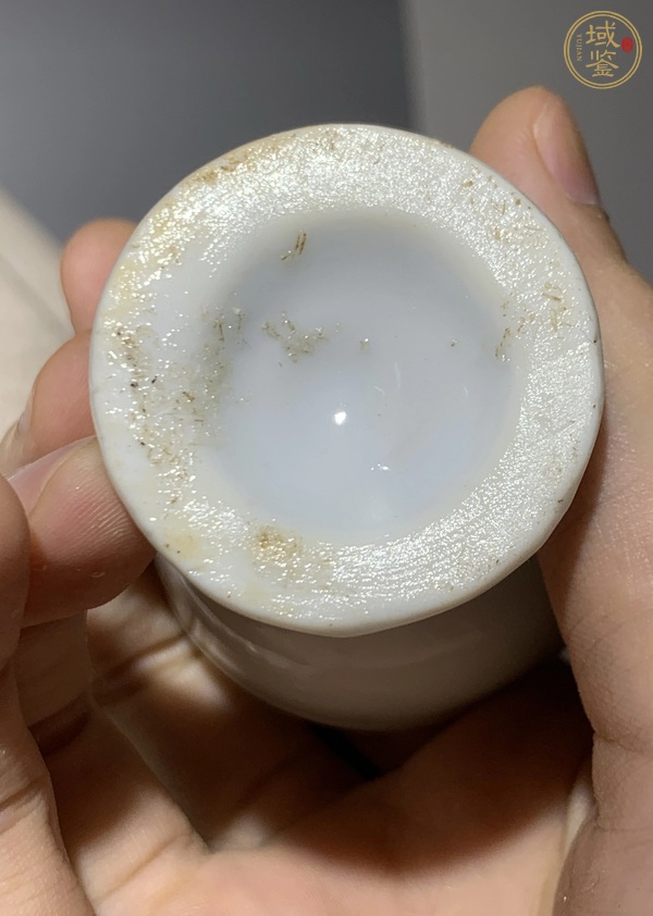 古玩陶瓷清.德化窯梅花紋高足杯真品鑒賞圖