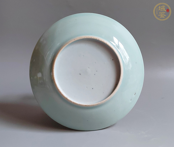 古玩陶瓷豆青釉盤真品鑒賞圖