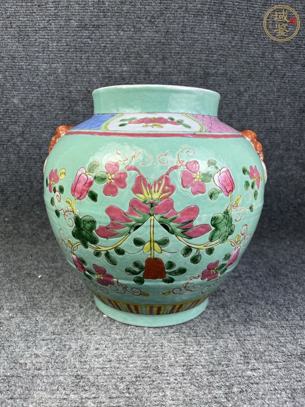 古玩陶瓷松石綠地粉彩花卉紋獸耳尊真品鑒賞圖