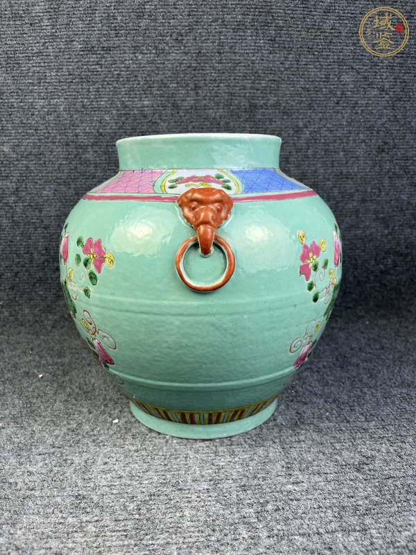 古玩陶瓷松石綠地粉彩花卉紋獸耳尊真品鑒賞圖