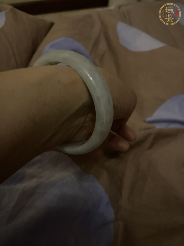 古玩玉器天然翡翠手鐲真品鑒賞圖