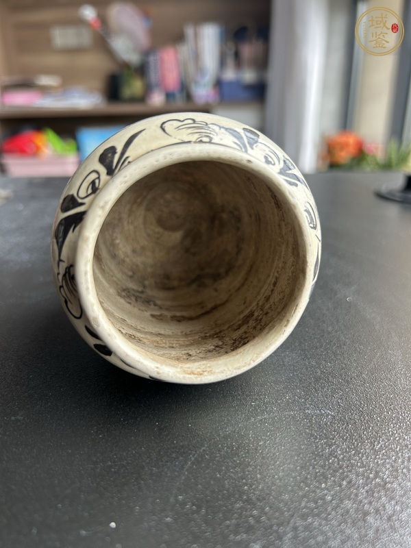 古玩陶瓷磁州窯白地黑花花鳥紋罐真品鑒賞圖