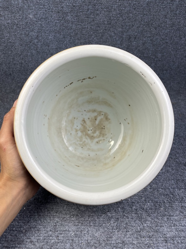 古玩陶瓷霽藍(lán)釉案頭缸拍賣,當(dāng)前價(jià)格5588元