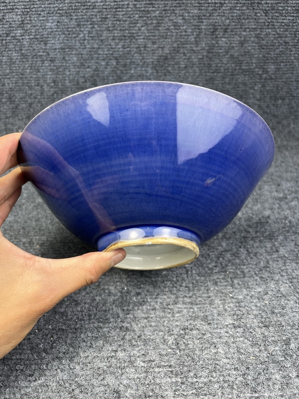 古玩轉(zhuǎn)賣茄皮紫大碗拍賣，當(dāng)前價(jià)格999元