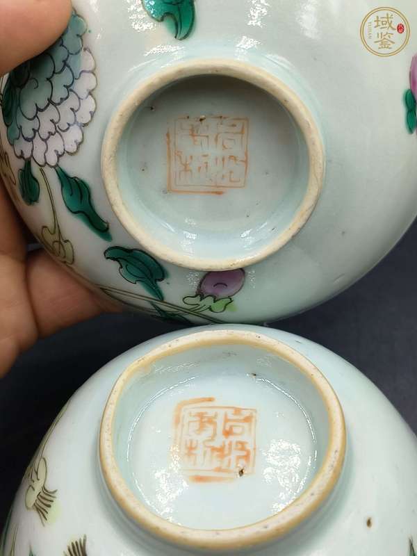 古玩陶瓷粉彩花卉紋蓋碗真品鑒賞圖