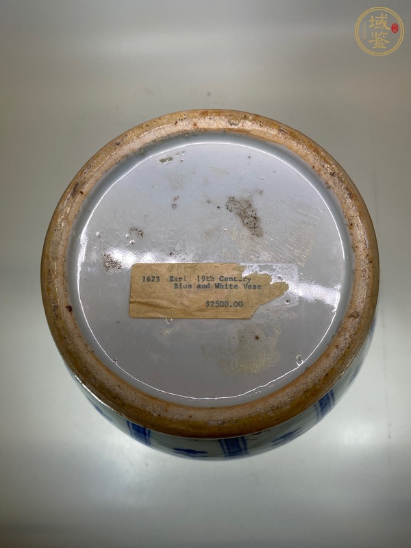 古玩陶瓷青花花卉瓶真品鑒賞圖