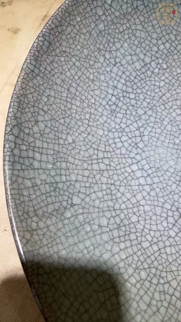 古玩陶瓷哥釉盤真品鑒賞圖