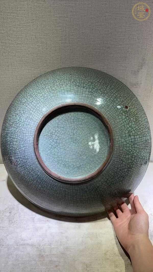 古玩陶瓷哥釉盤真品鑒賞圖