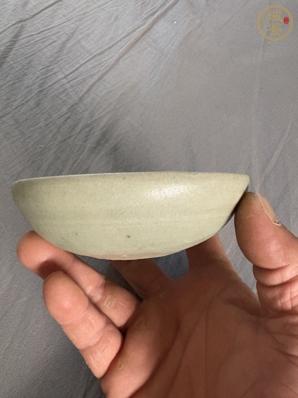 古玩陶瓷青瓷杯真品鑒賞圖