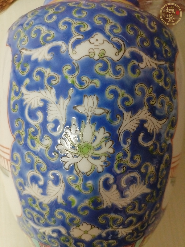 古玩陶瓷人物紋粉彩罐真品鑒賞圖