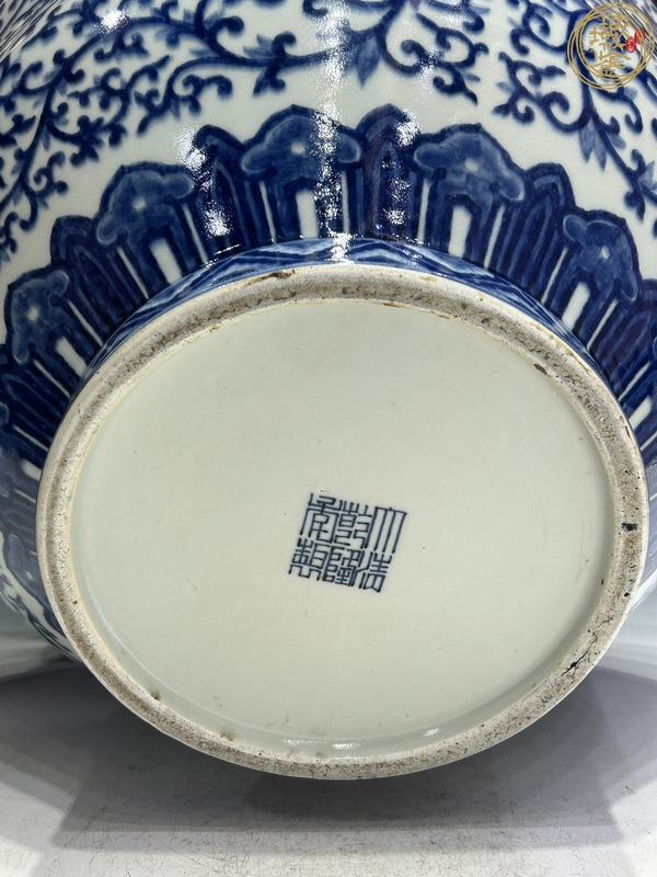 古玩陶瓷青花尊真品鑒賞圖