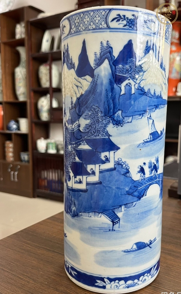 古玩陶瓷樵漁耕讀山水紋青花帽筒真品鑒賞圖