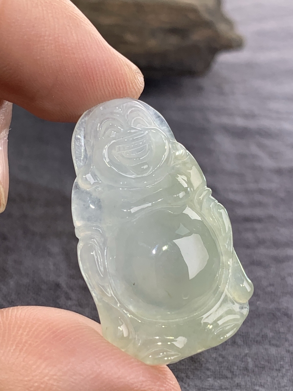 古玩玉器天然翡翠“佛公”掛件（FG182）拍賣，當(dāng)前價格398元