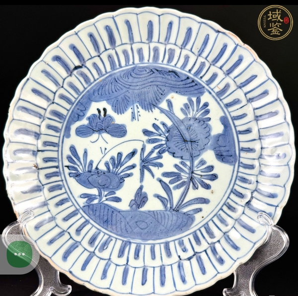 古玩陶瓷青花菊瓣盤真品鑒賞圖