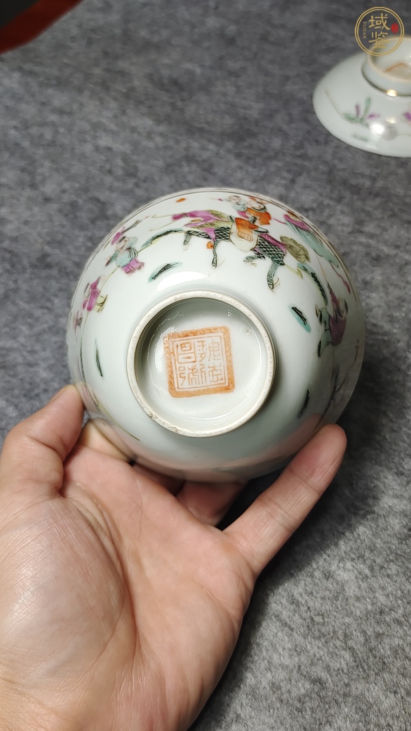 古玩陶瓷粉彩人物故事紋蓋碗，蓋子后加彩真品鑒賞圖