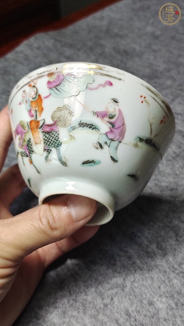 古玩陶瓷粉彩人物故事紋蓋碗，蓋子后加彩真品鑒賞圖