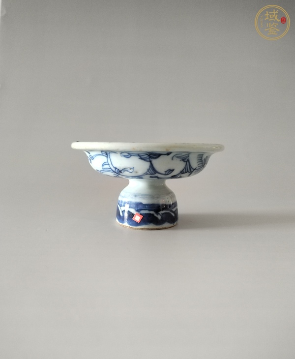 古玩陶瓷青花淡描花卉高足盞托真品鑒賞圖