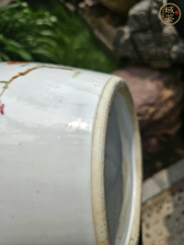 古玩陶瓷粉彩花卉紋東瓜罐真品鑒賞圖
