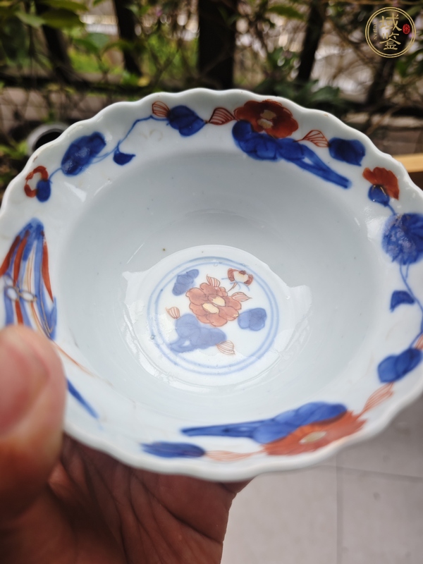 古玩陶瓷康熙青花礬紅描金花口蓋碗真品鑒賞圖