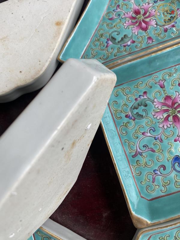 古玩陶瓷花卉紋粉彩九攢盤真品鑒賞圖