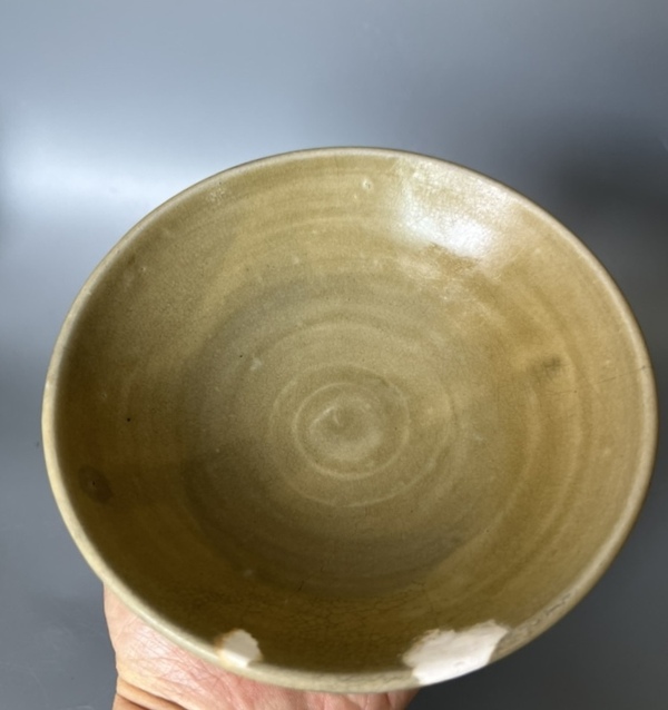 古玩陶瓷長(zhǎng)沙窯青釉玉璧底碗拍賣,當(dāng)前價(jià)格0元