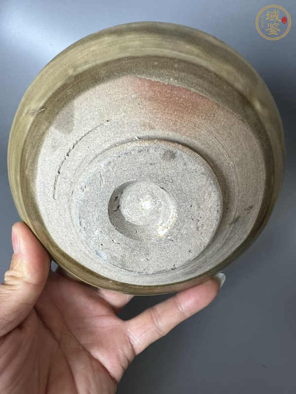 古玩陶瓷長沙窯青釉玉璧底碗真品鑒賞圖