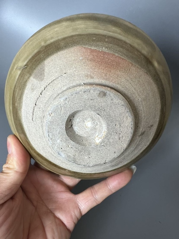 古玩陶瓷長(zhǎng)沙窯青釉玉璧底碗拍賣,當(dāng)前價(jià)格0元