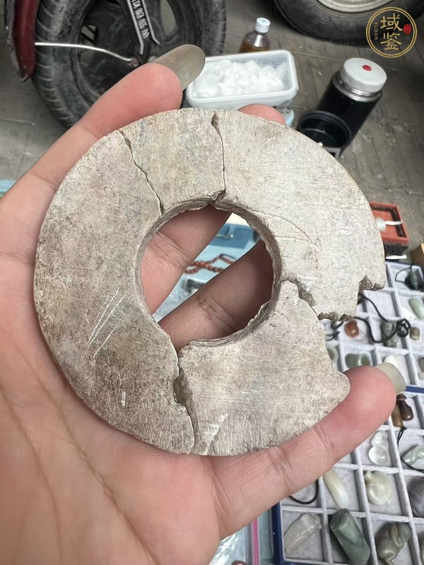 古玩玉器地方料玉璧真品鑒賞圖