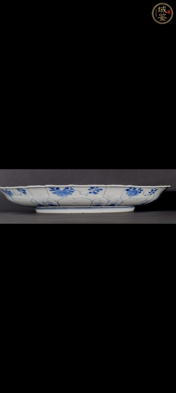古玩陶瓷青花花卉紋花口盤真品鑒賞圖
