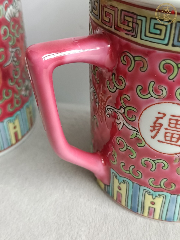 古玩陶瓷胭脂紅粉彩萬壽無疆紋蓋杯真品鑒賞圖