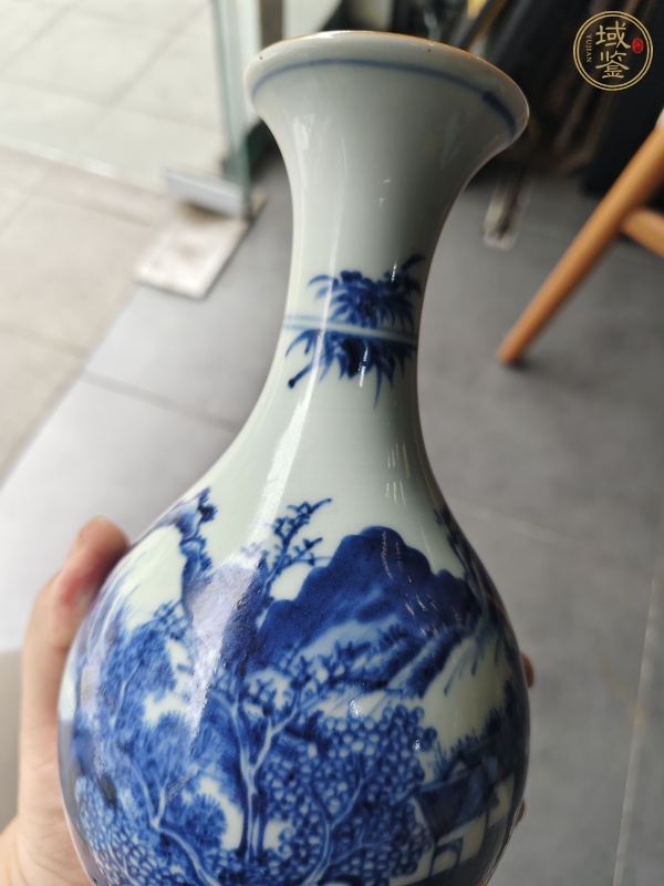 古玩陶瓷山水紋青花撇口瓶真品鑒賞圖