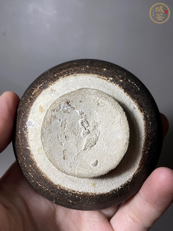 古玩陶瓷黑釉水盂真品鑒賞圖
