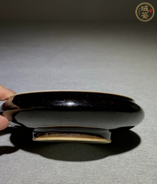 古玩陶瓷烏金釉水洗真品鑒賞圖