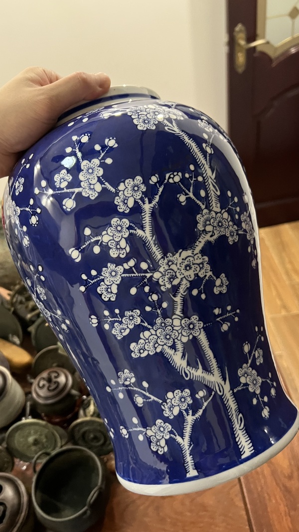 古玩陶瓷青花留白梅紋將軍罐拍賣，當(dāng)前價(jià)格399元