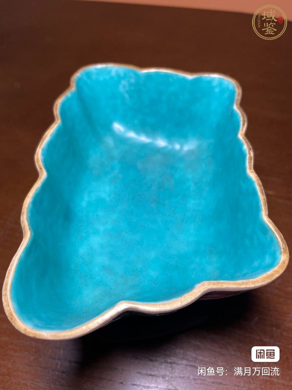 古玩蝶紋蝶型粉彩碗真品鑒賞圖