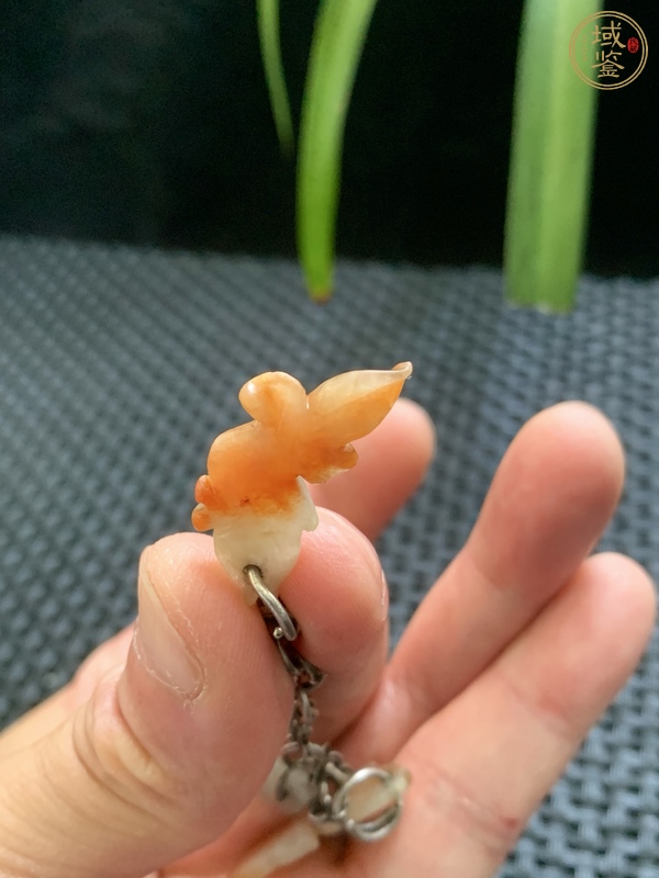 古玩玉器翡翠雕“魚形墜飾”真品鑒賞圖