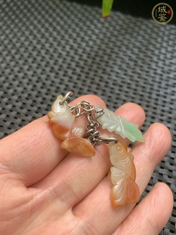 古玩玉器翡翠雕“魚形墜飾”真品鑒賞圖
