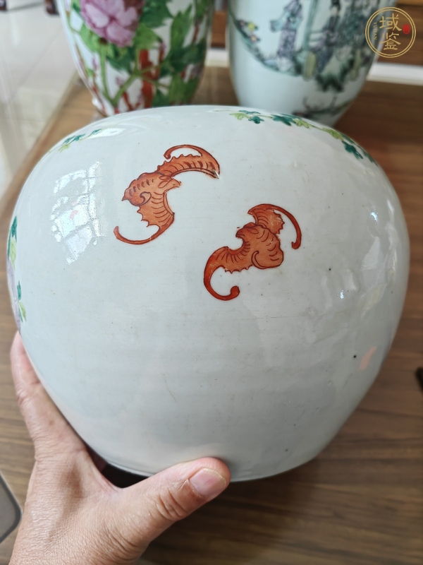 古玩陶瓷鳳凰牡丹紋粉彩西瓜罐真品鑒賞圖