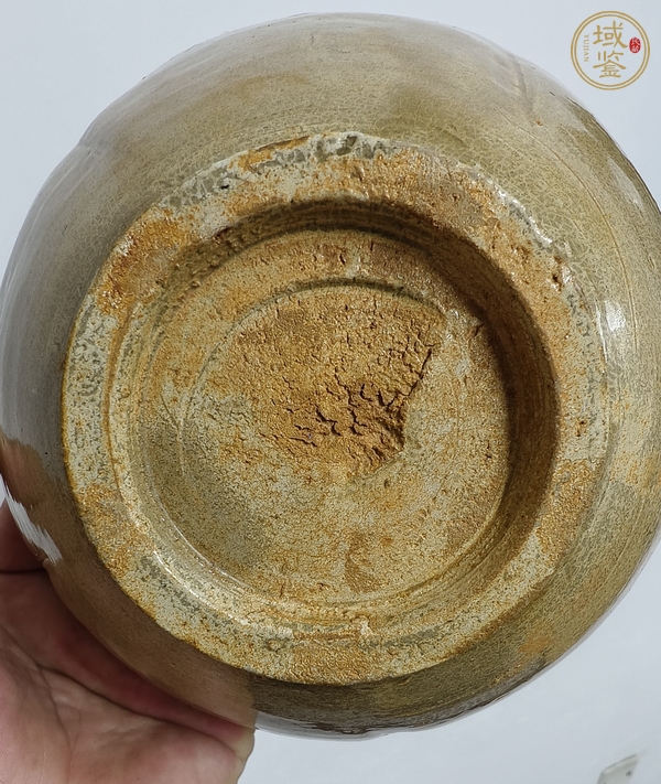 古玩陶瓷青釉出筋花口碗真品鑒賞圖