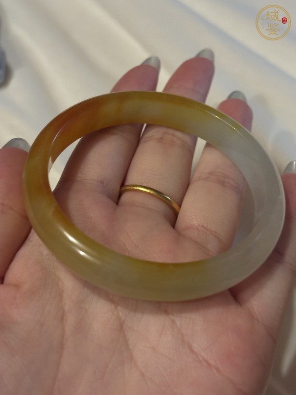 古玩玉器玉髓手鐲真品鑒賞圖