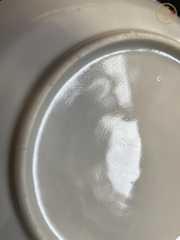 古玩陶瓷粉彩人物紋盤真品鑒賞圖