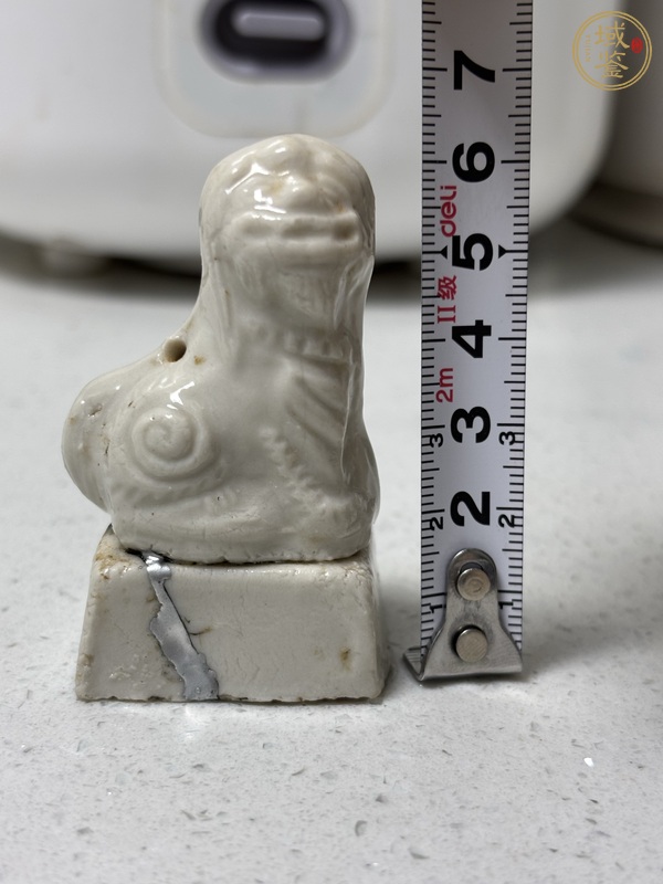 古玩陶瓷晚明德化窯小香插真品鑒賞圖