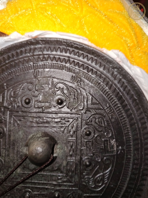 古玩漢代規(guī)矩鏡真品鑒賞圖