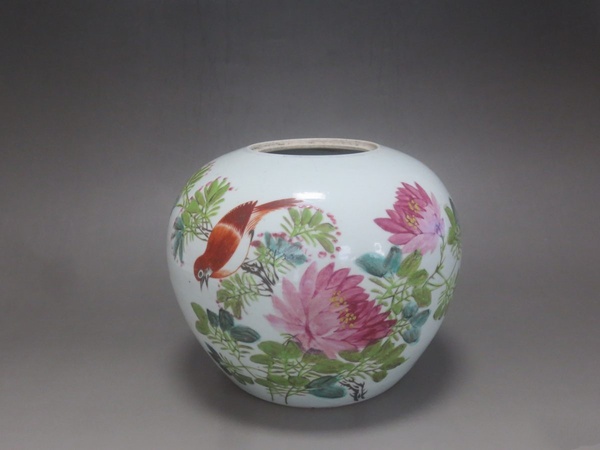 古玩轉(zhuǎn)賣晚清粉彩花鳥紋西瓜罐拍賣，當(dāng)前價(jià)格99元
