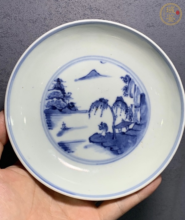 古玩清中期青花盤真品鑒賞圖