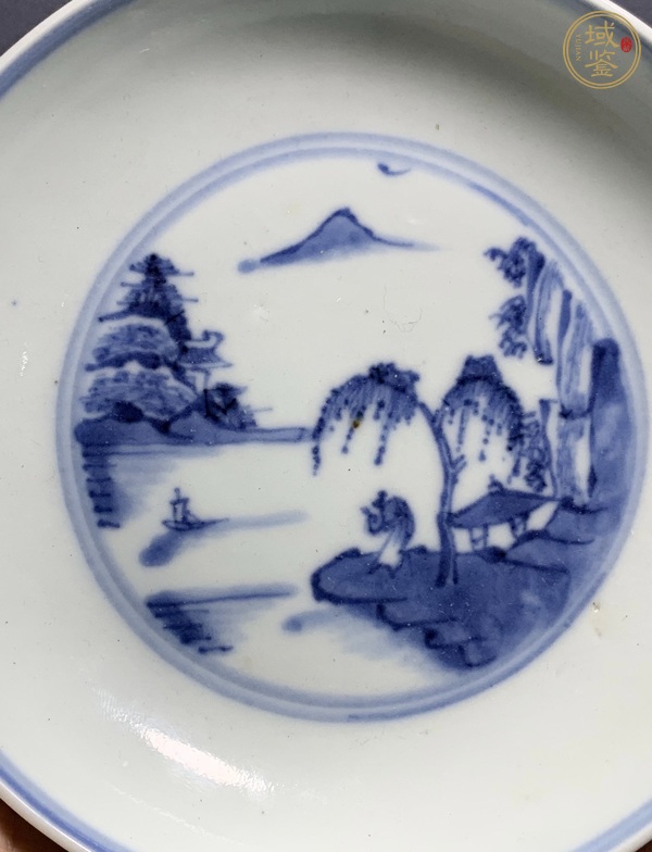 古玩陶瓷清中期青花盤真品鑒賞圖