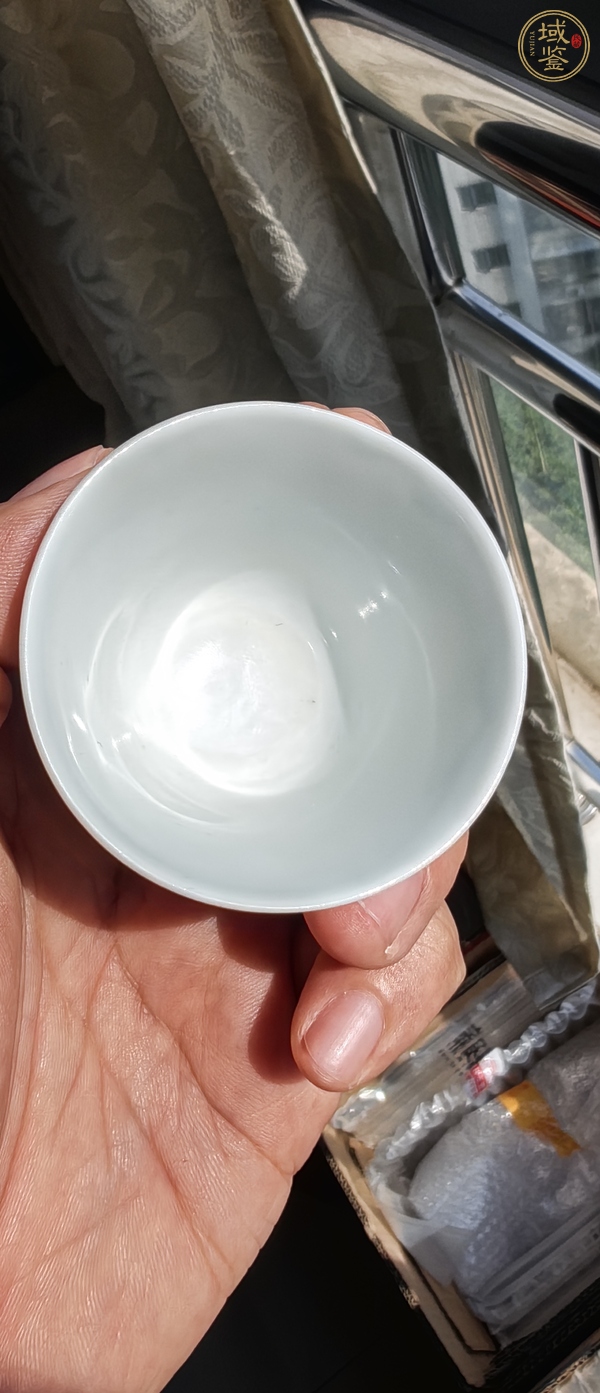 古玩陶瓷斗彩洞石水仙紋杯真品鑒賞圖