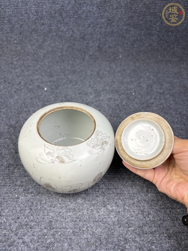 古玩陶瓷刻瓷牡丹花卉紋圍棋罐真品鑒賞圖